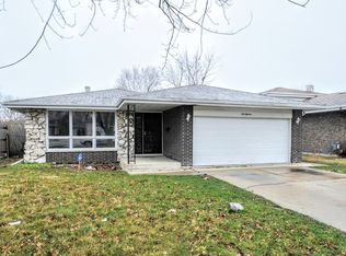 218 Riverside Dr, Dolton, IL 60419