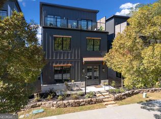 655 Market St, Woodstock, GA 30188