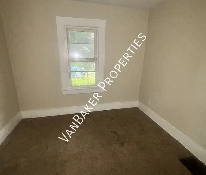 349 Cleveland St #DOWN — Photo 9