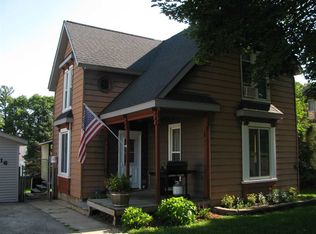 416 W 6th St, Pecatonica, IL 61063