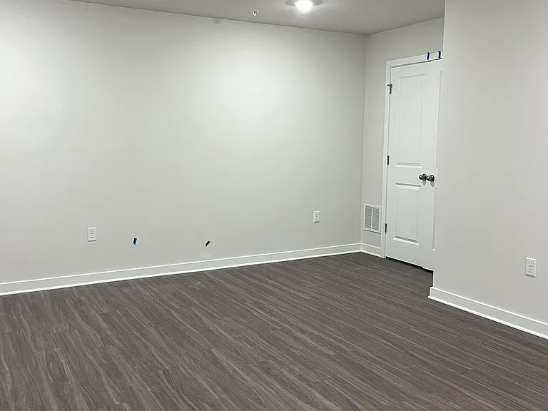 507 Titanium St — Photo 33
