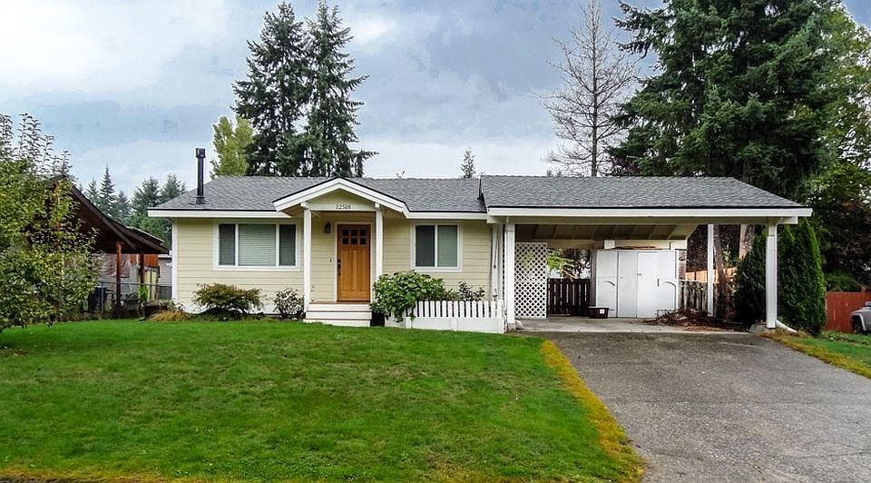 1st image of 12518 NE 156th St
