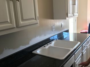 3808 Plum Ln, Lexington, KY 40517