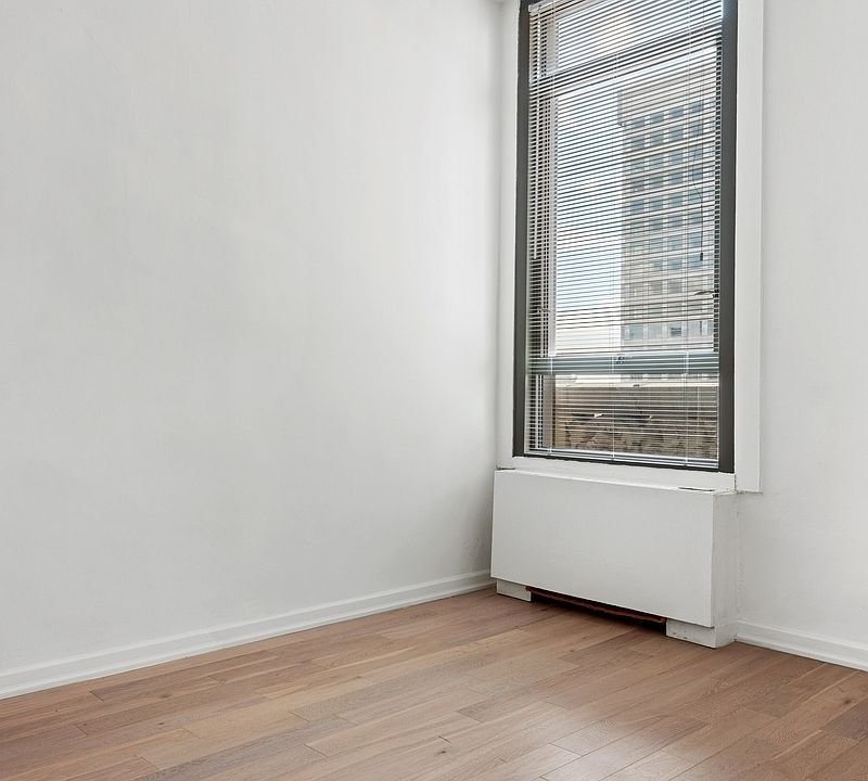 1st image of 4 Park Ave APT 9T