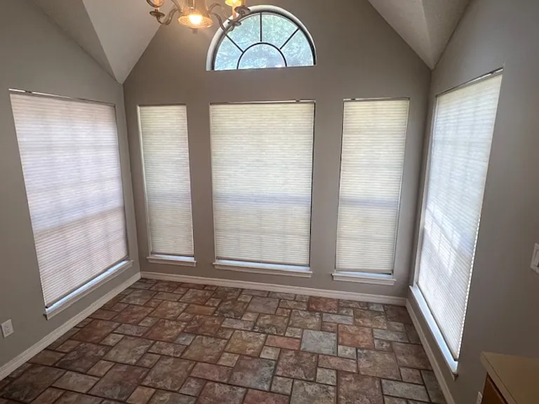 1236 Whitewood Way — Photo 8
