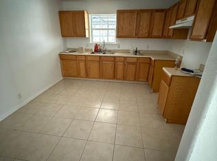 608 E Viesca St, Del Rio, TX 78840