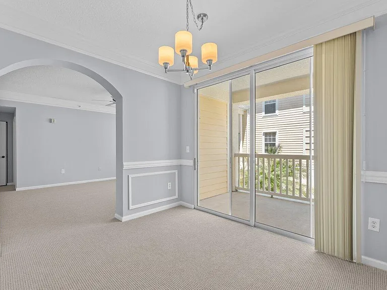 276 Murcia Dr #213 — Photo 11