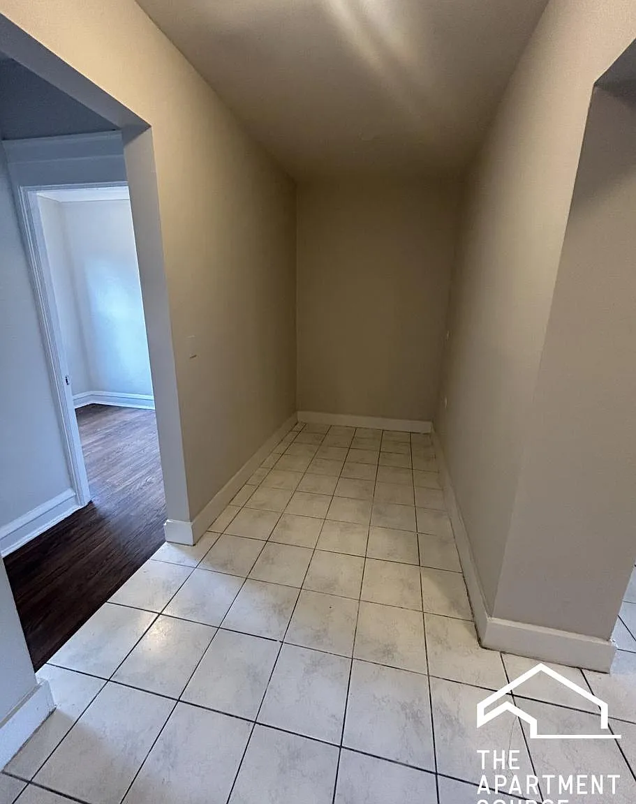6959 South Paxton Avenue #3A — Photo 4