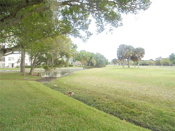 3rd image of 225 Country Club Dr APT E152