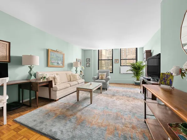 3 Hanover Sq APT 16D, New York, NY 10004