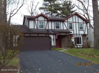 6836 Queen Annes Ct, Toledo, OH