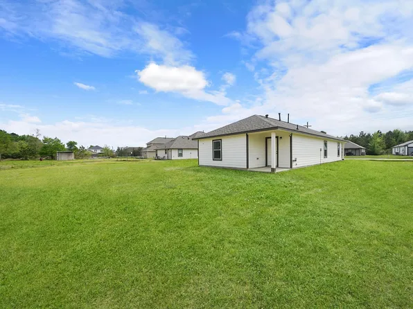 327 Road 5138, Cleveland, TX 77327