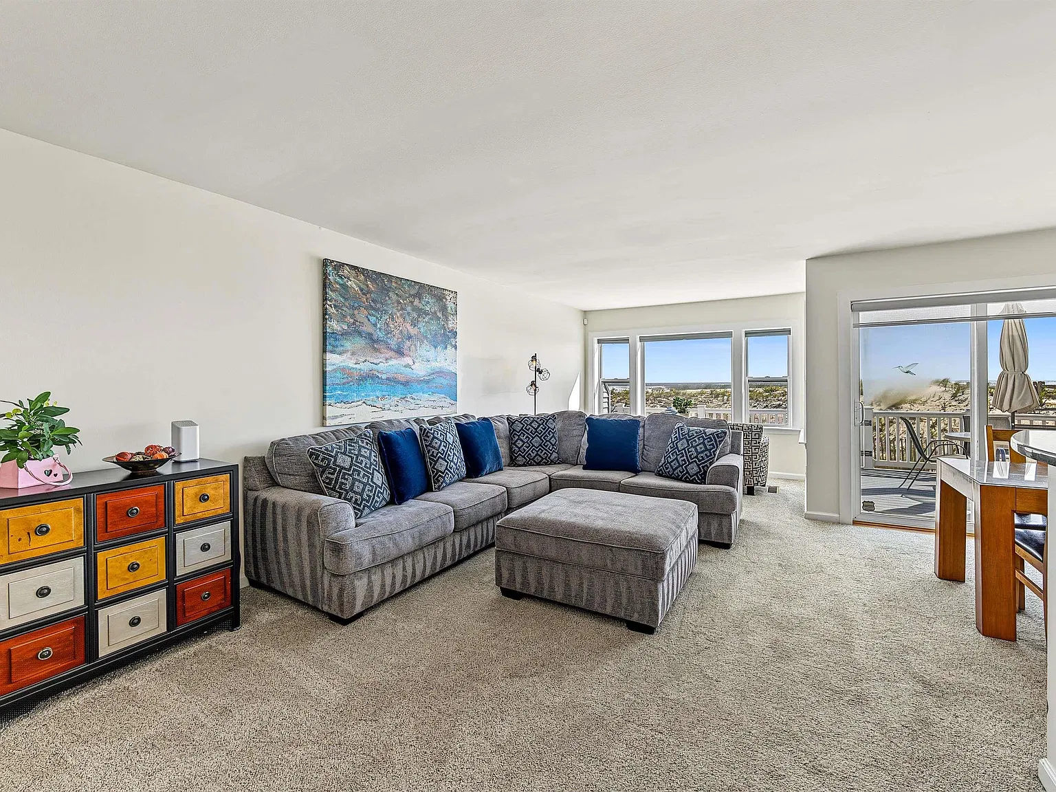 3 bed, 2.5 bath, $75,000 — Photo 2