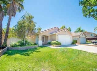 990 Miraflores Dr, Corona, CA 92882