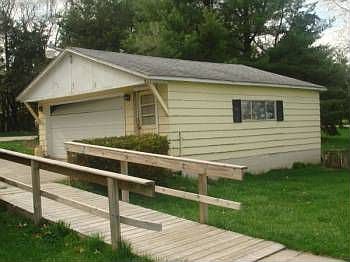 3rd image of 6172 N Riverfield Dr