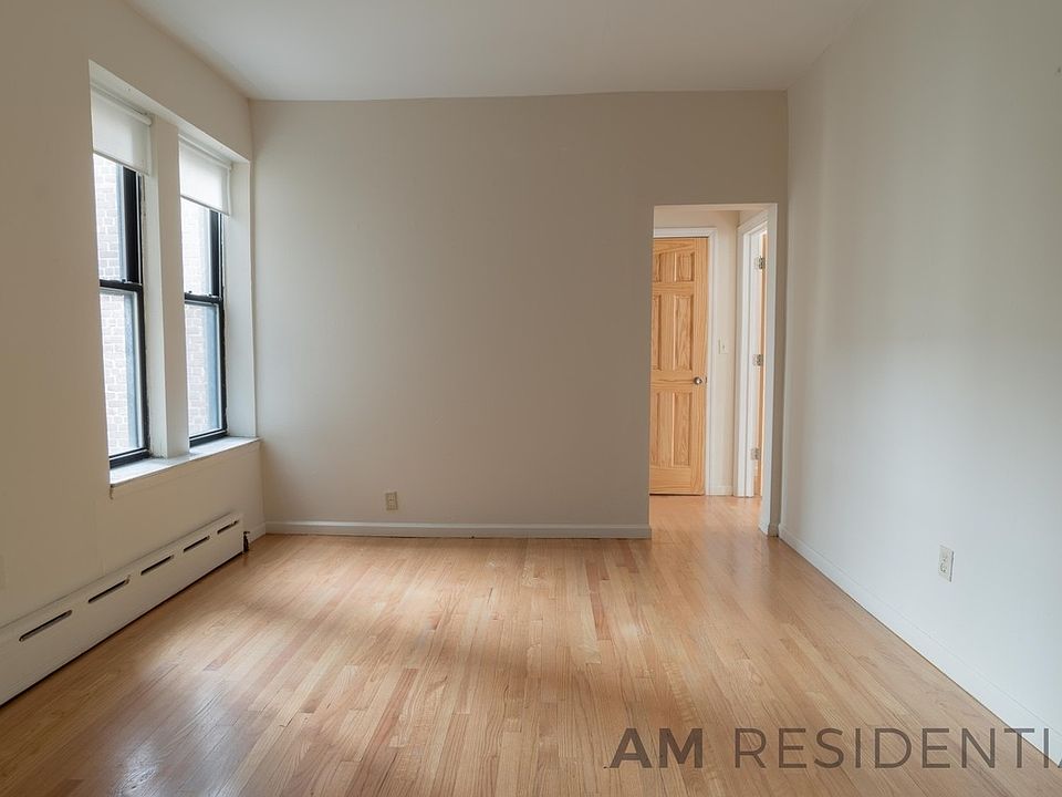 1st image of 54 Bay 29 St #1