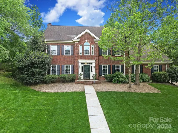 6003 Dominion Pl, Charlotte, NC 28277