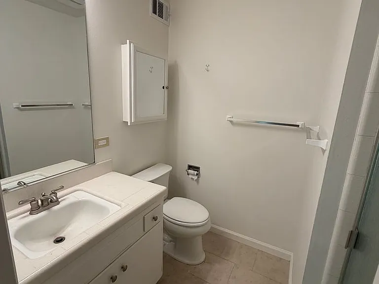 2087 Donald Dr — Photo 10