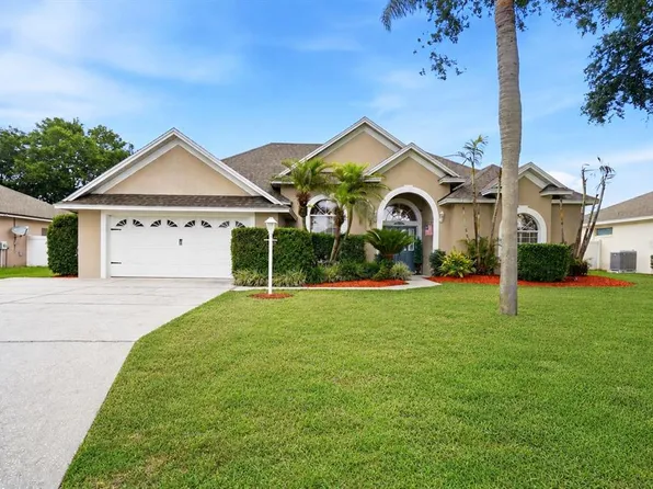 335 Ruby Lake Loop, Winter Haven, FL 33884
