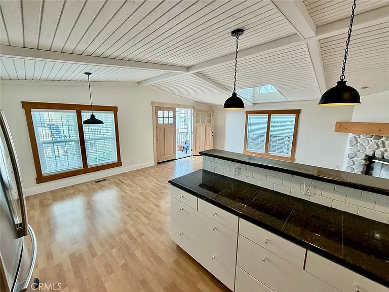 24-21851 Newland St #24 — Photo 3