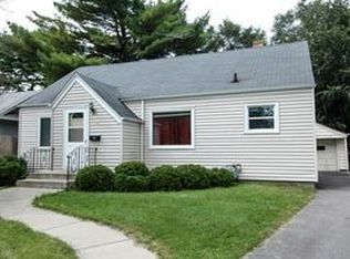 264 S Edison Ave, Elgin, IL 60123