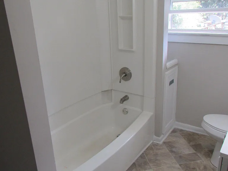 1031 Collinwood Ave — Photo 19