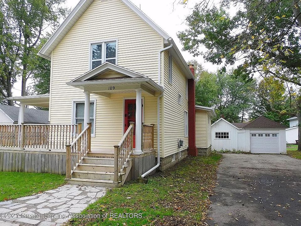 1st image of 109 3rd North St