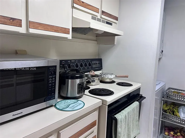 5055 NW 7th St #301 — Photo 25