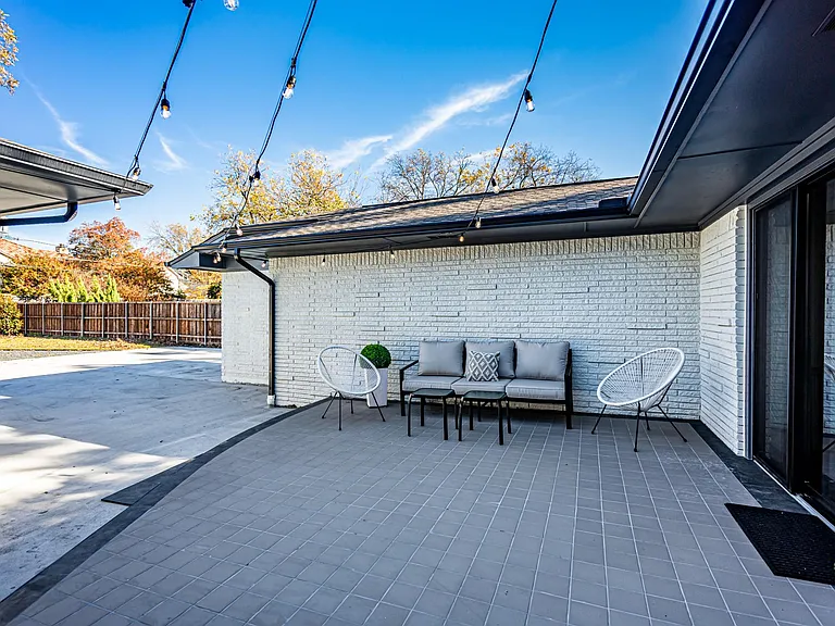 6621 Walnut Hill Ln — Photo 36