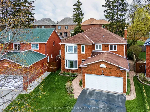 40 Dartmoor Dr, Toronto, ON M1E 5B2