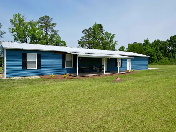 445 W Willow Pond Rd., Johnsonville, SC 29555