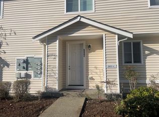 2055 Garry Oaks Ave UNIT C, Dupont, WA 98327