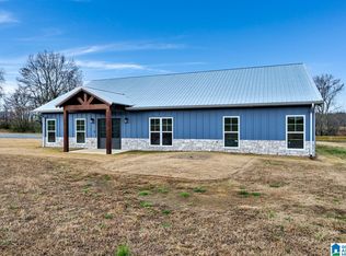 2712 Loop Rd, Steele, AL 35987