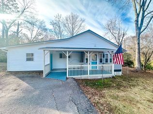 415 Hope Ave, Seneca, SC 29678