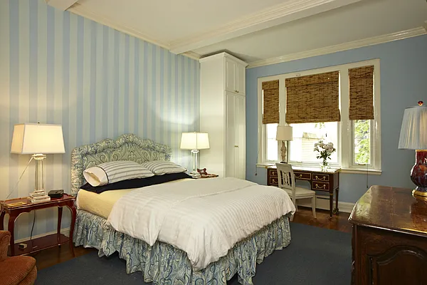 Sold by Stribling | media 12