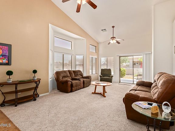 5th image of 1547 E Earl Dr