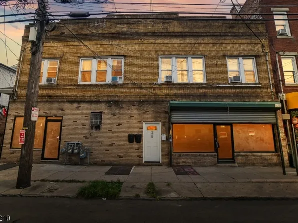 173 3rd St #0, Elizabeth City, NJ 07206
