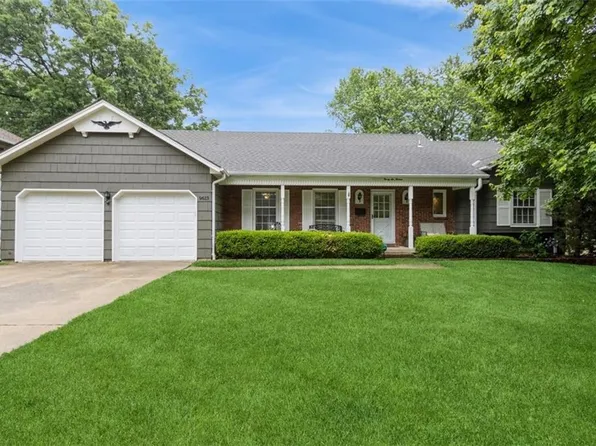 9613 Dearborn St, Overland Park, KS 66207