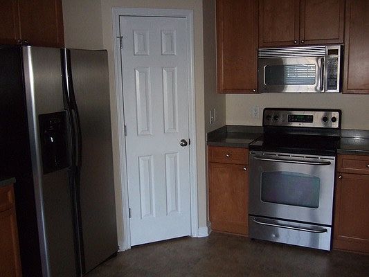 3rd image of 5226 Stonewall Dr