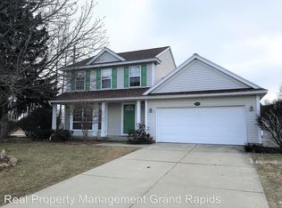 3978 E De Blaay Dr SE, Kentwood, MI 49512