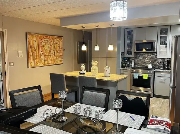 75-22 Parsons Blvd #D3, Fresh Meadows, NY 11366