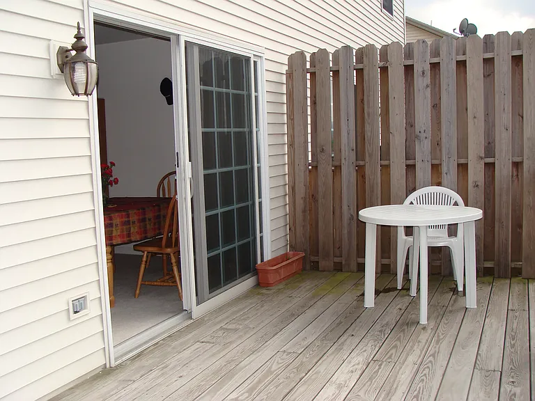 32 Keefer Way — Photo 23