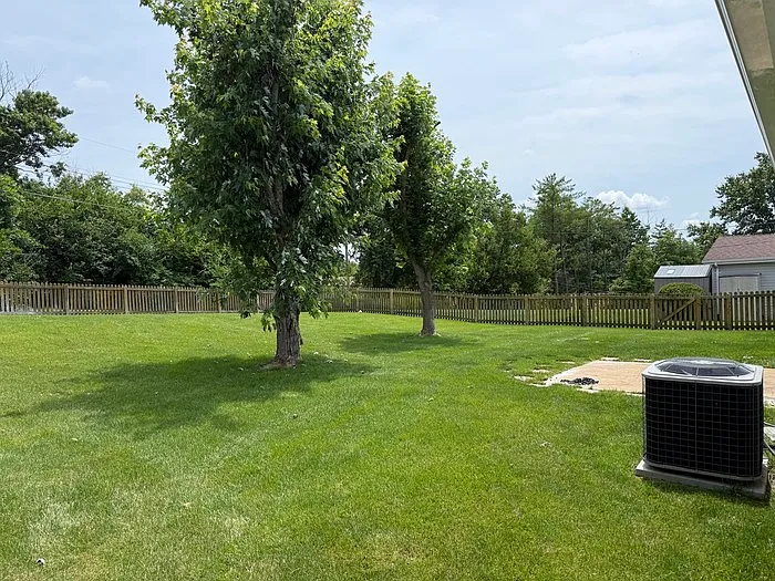 318 Wildforest Dr — Photo 26