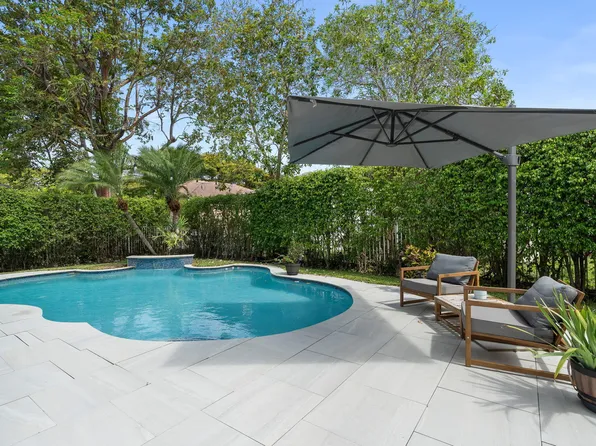 1089 Tupelo Way, Weston, FL 33327