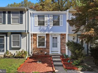 8050 Grandview Ct, Springfield, VA 22153