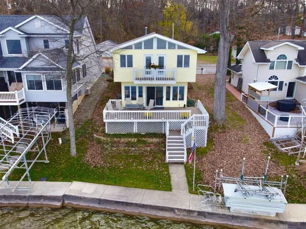 3680 W Shady Side Rd, Angola, IN 46703