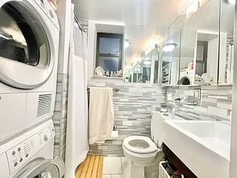 Rented by Century 21 Premier 