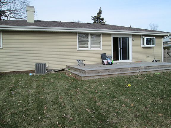 5th image of 2207 Lake Shore Dr