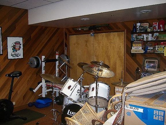 Bonus Room-perfect for kids and hobbies