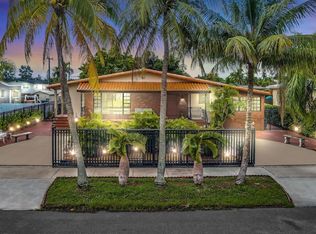 8020 SW 19th St, Miami, FL 33155